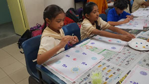 Mould Painting in Handkerchief